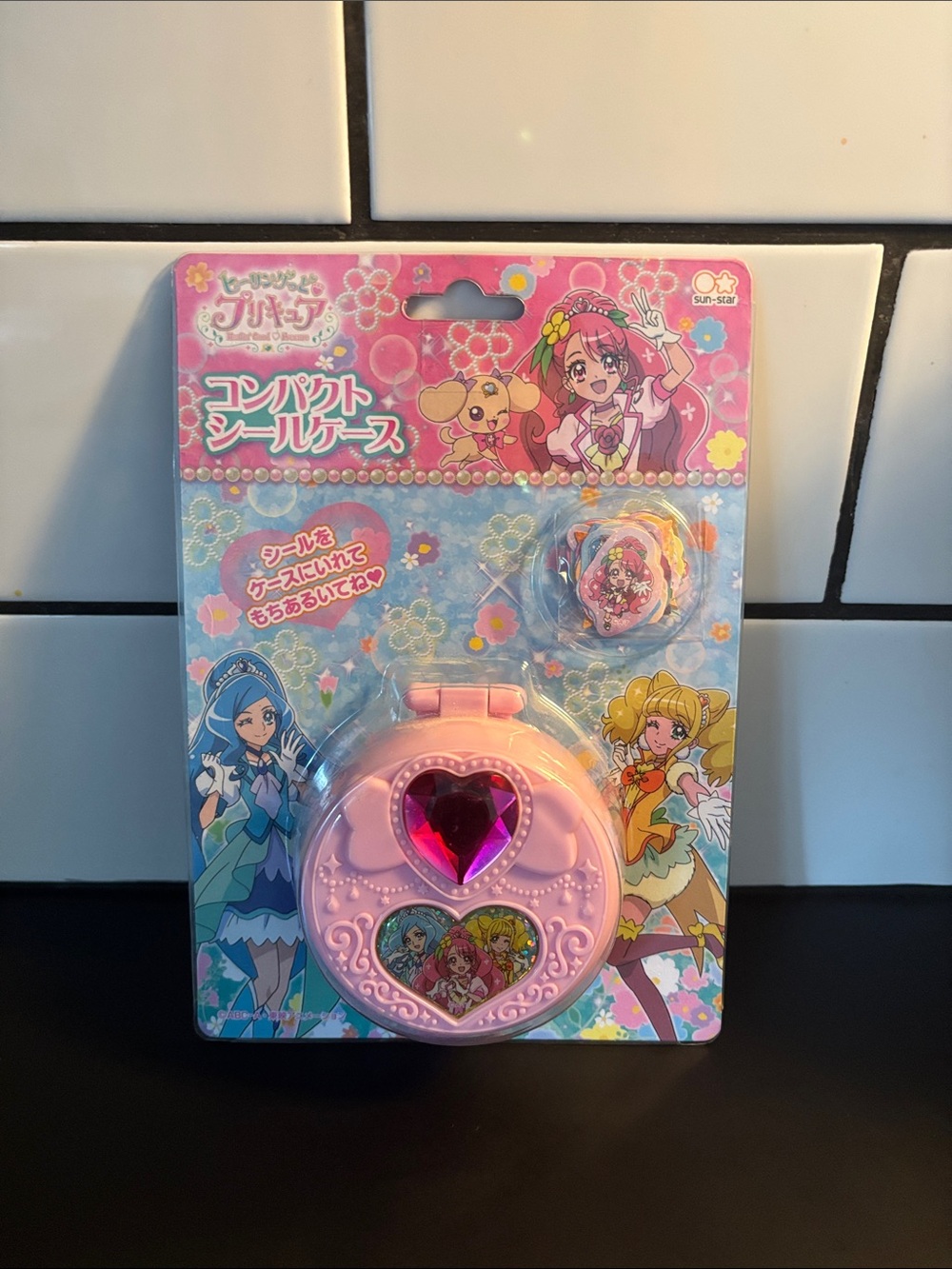 Healin' Good Pretty Cure Compact
Sticker Case & Stickers Set